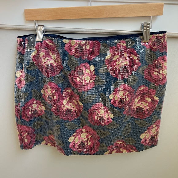 Abercrombie Floral Shine Skirt - Picture 6 of 8